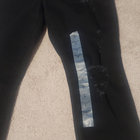 Jeans - Picture 2 of 3